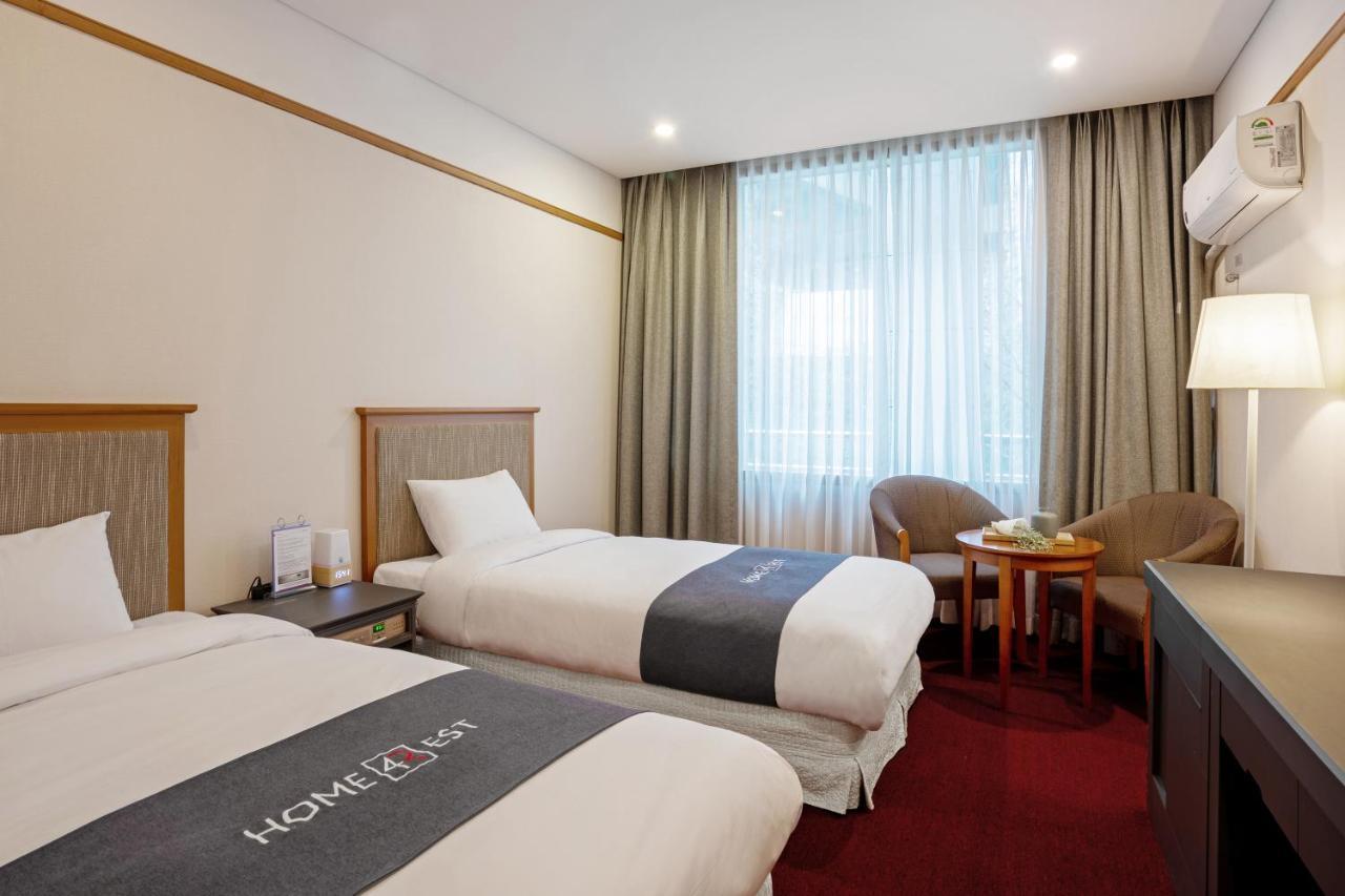 Hotel Homefourest Geoje Eksteriør bilde